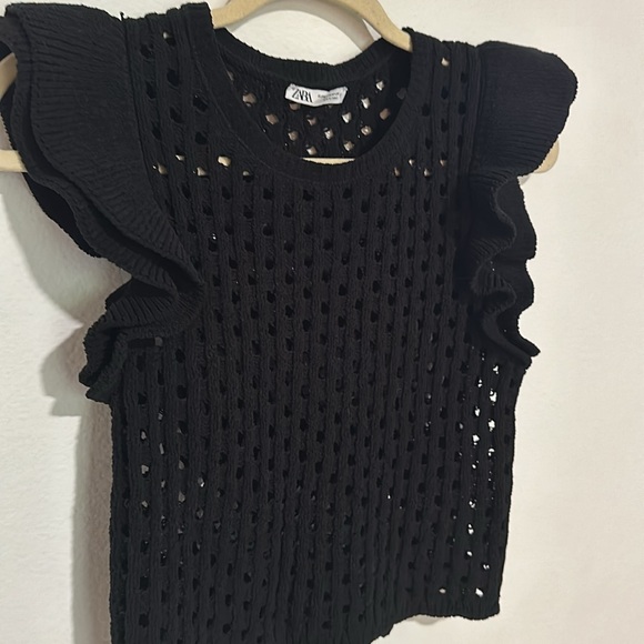 Zara Knitted Crop Top - Picture 1 of 4